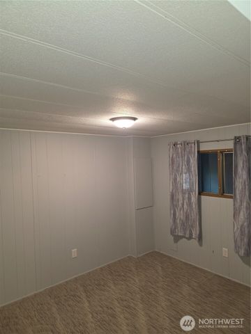 1362 Alonda Lane NE, Olympia, WA 98516