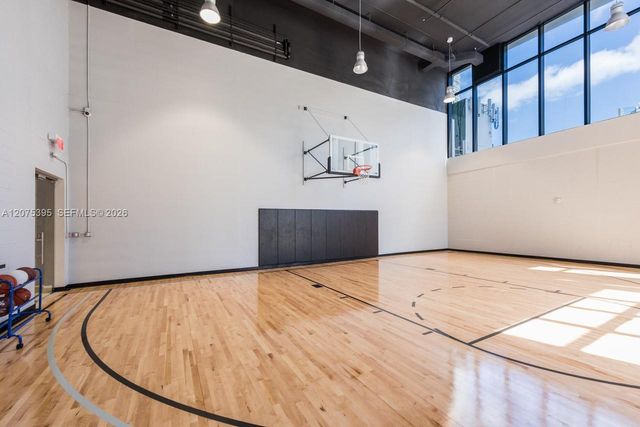 1010 Brickell Avenue 2009, Miami, FL 33131