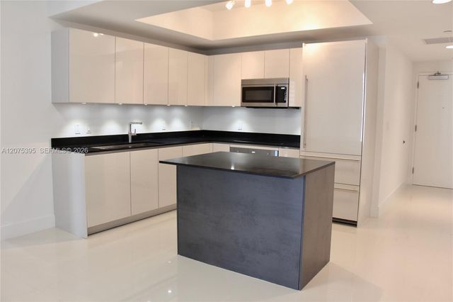 1010 Brickell Avenue 2009, Miami, FL 33131