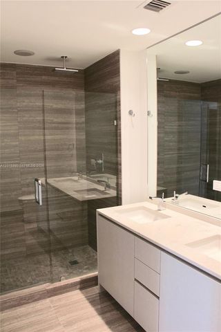 1010 Brickell Avenue 2009, Miami, FL 33131