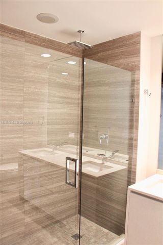 1010 Brickell Avenue 2009, Miami, FL 33131