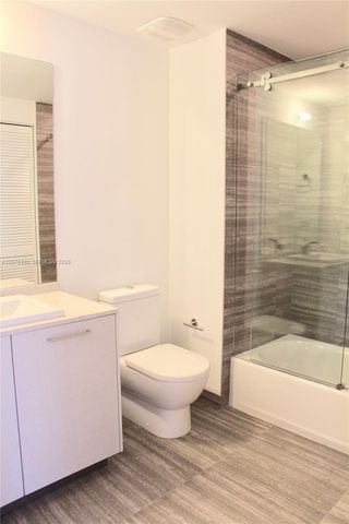 1010 Brickell Avenue 2009, Miami, FL 33131