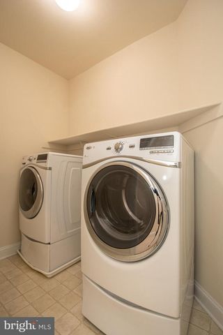 22199 FALLING TER, Ashburn, VA 20148