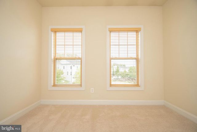 22199 FALLING TER, Ashburn, VA 20148