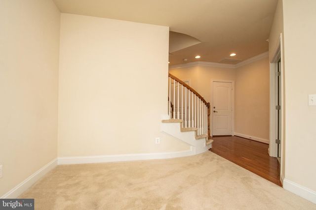 22199 FALLING TER, Ashburn, VA 20148