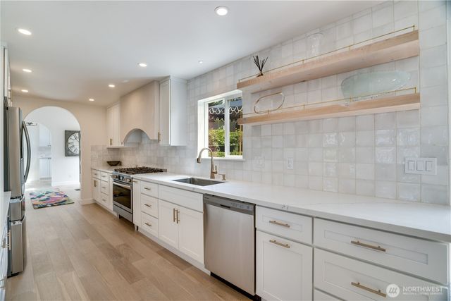 7914 N 7th Street, Tacoma, WA 98406