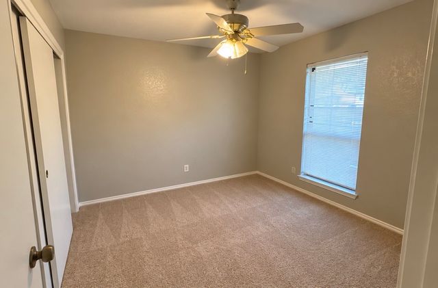 1109 Hemlock Drive, Desoto, TX 75115