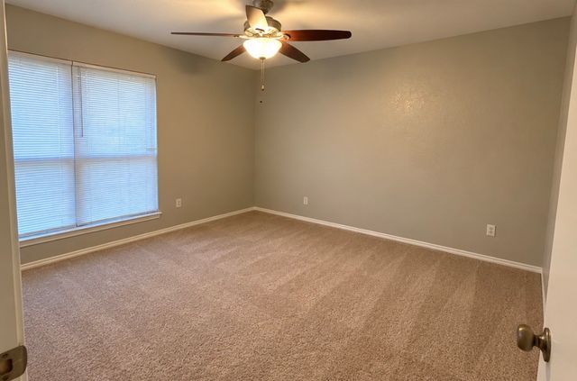 1109 Hemlock Drive, Desoto, TX 75115