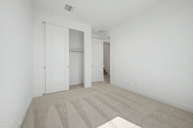 15176 W GRAY FOX Trail, Surprise, AZ 85387