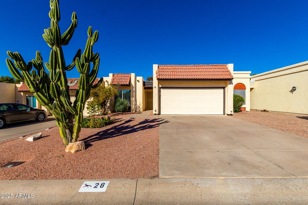 7006 E JENSEN Street 28, Mesa, AZ 85207