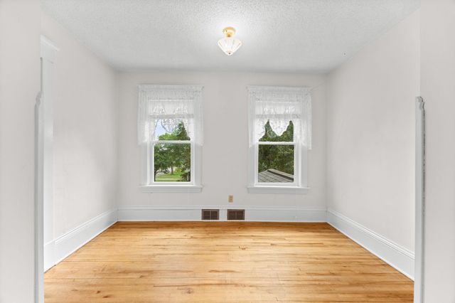 730 Johnson Avenue SW, Cokato, MN 55321