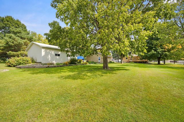 730 Johnson Avenue SW, Cokato, MN 55321
