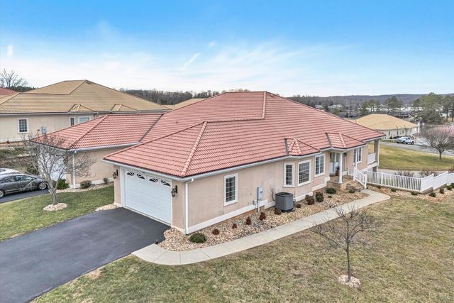 1049 San Marcos Court, Moneta, VA 24121