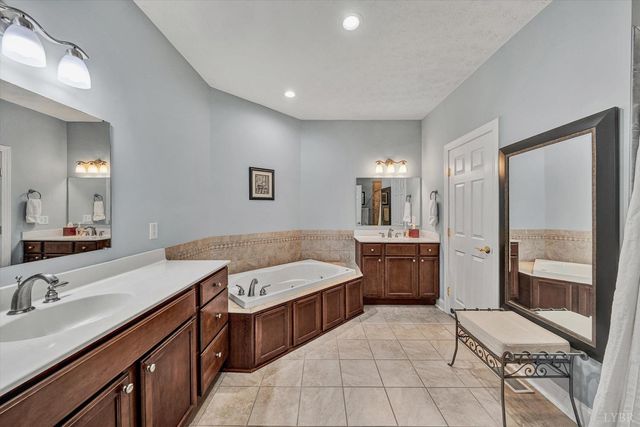 1049 San Marcos Court, Moneta, VA 24121