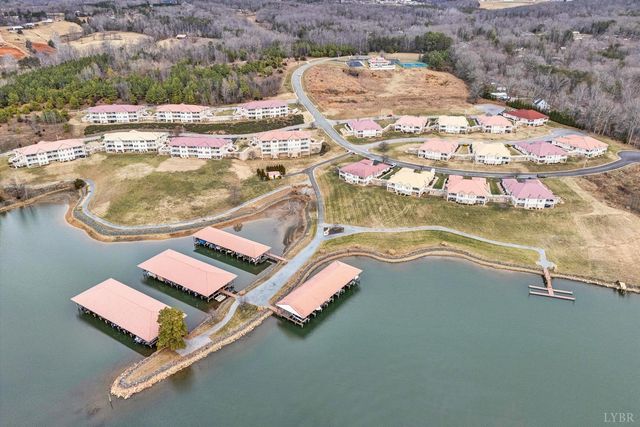 1049 San Marcos Court, Moneta, VA 24121