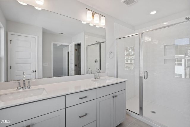 359 Chesapeake Commons Street 113, Garner, NC 27529