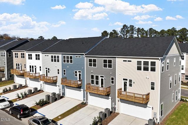 359 Chesapeake Commons Street 113, Garner, NC 27529