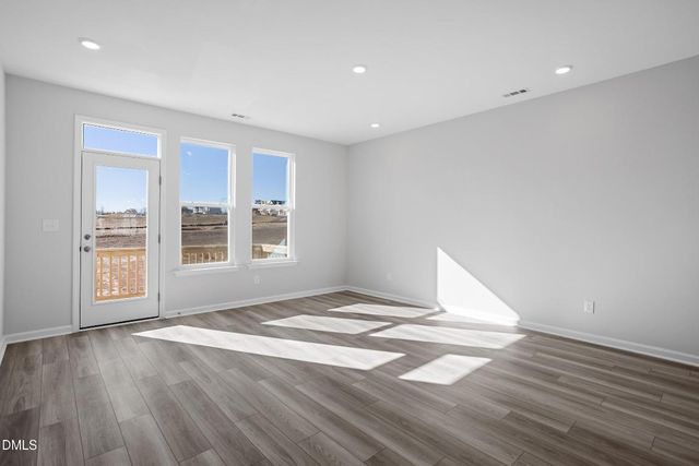 359 Chesapeake Commons Street 113, Garner, NC 27529