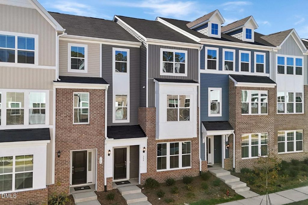 359 Chesapeake Commons Street 113, Garner, NC 27529