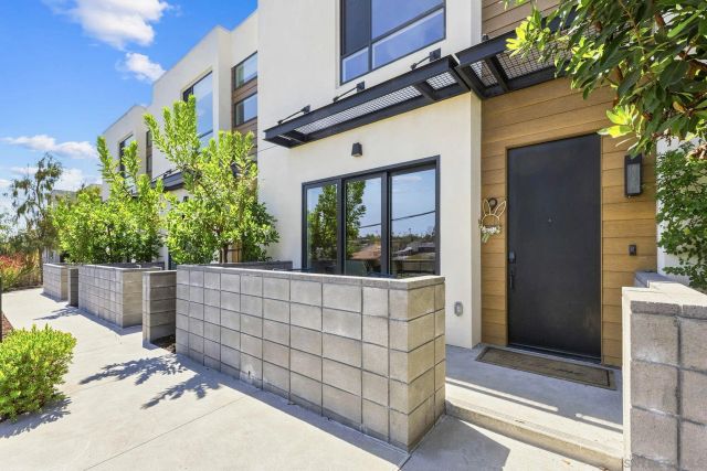1055 32nd St 9, San Diego, CA 92102