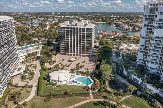 4031 Gulf Shore BLVD N 6B, Naples, FL 34103