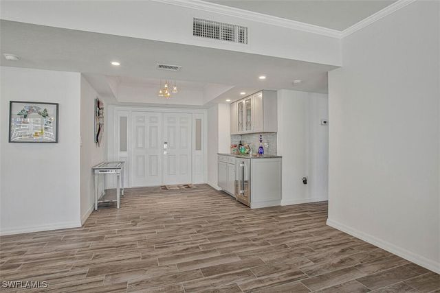 4031 Gulf Shore BLVD N 6B, Naples, FL 34103