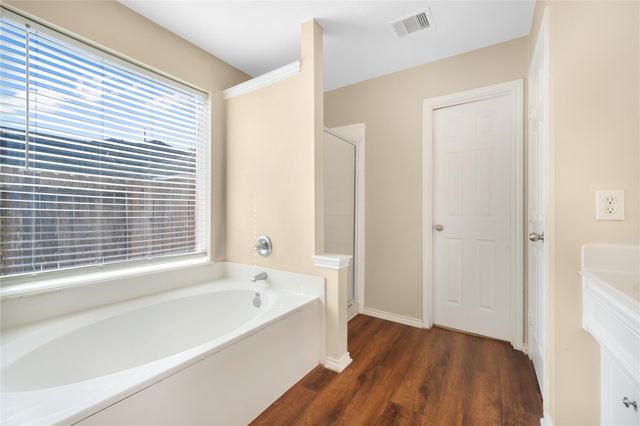 4926 Lake Gladewater Court, Richmond, TX 77407