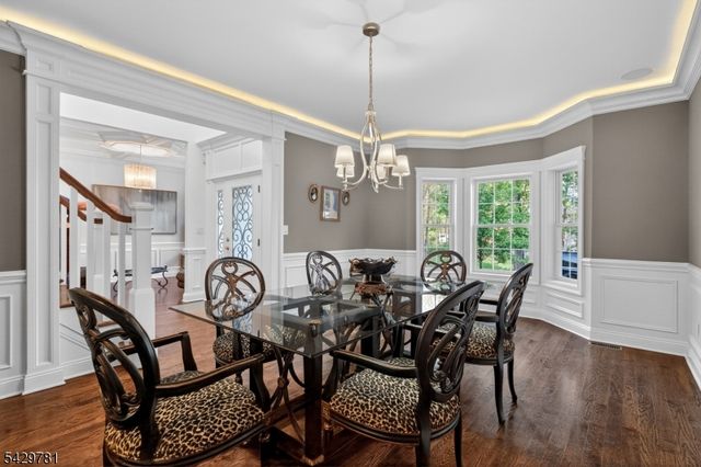 56 Beechwood Place, Watchung Boro, NJ 07069