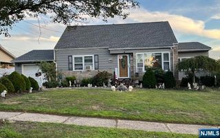 463 Luhmann Drive, New Milford, NJ 07646