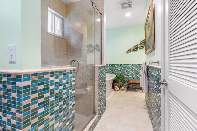 110 Dolphin Road, Ocean Ridge, FL 33435