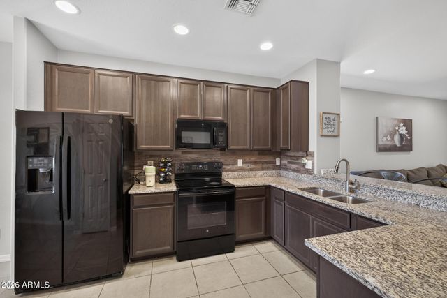 1407 W SMOKE TREE Avenue, Queen Creek, AZ 85140