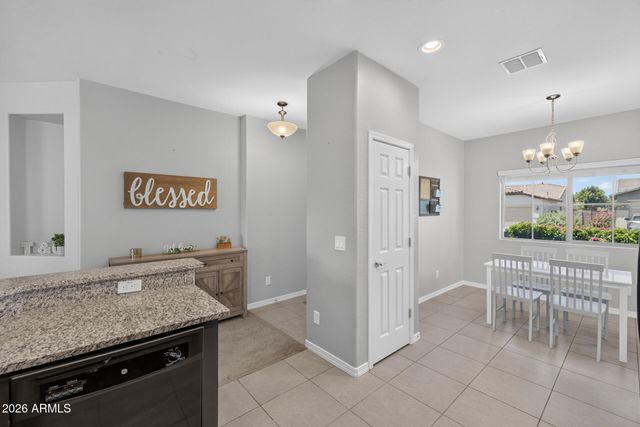 1407 W SMOKE TREE Avenue, Queen Creek, AZ 85140