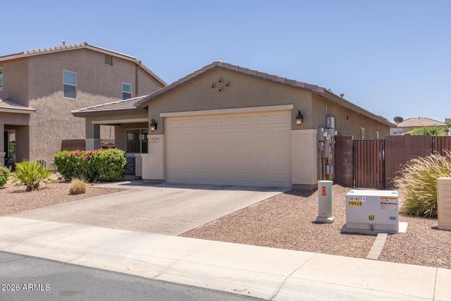 1407 W SMOKE TREE Avenue, Queen Creek, AZ 85140