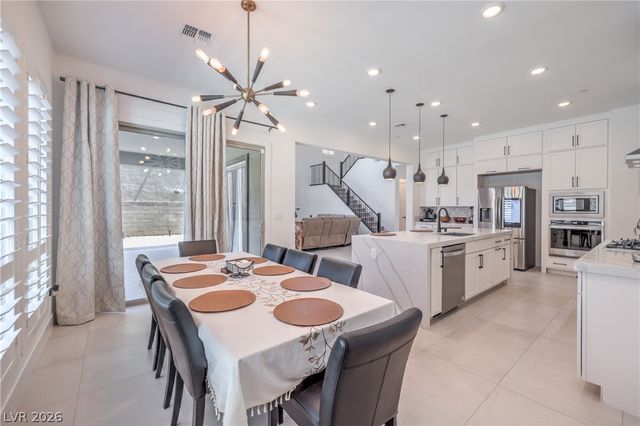 201 Carmel Sky Street, Las Vegas, NV 89138