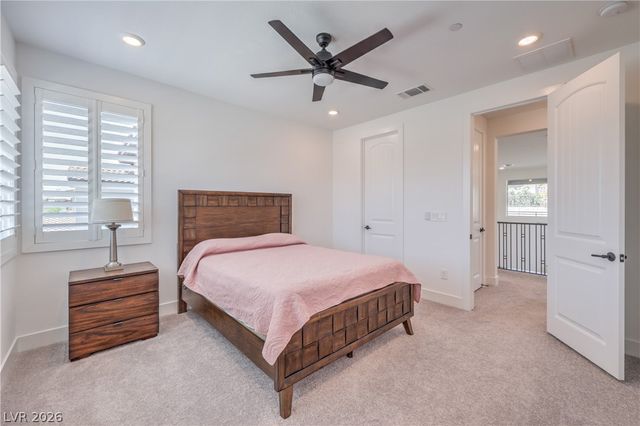 201 Carmel Sky Street, Las Vegas, NV 89138