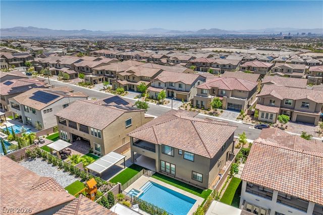 201 Carmel Sky Street, Las Vegas, NV 89138