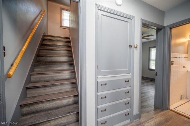 3712 Logan Way, Youngstown, OH 44505