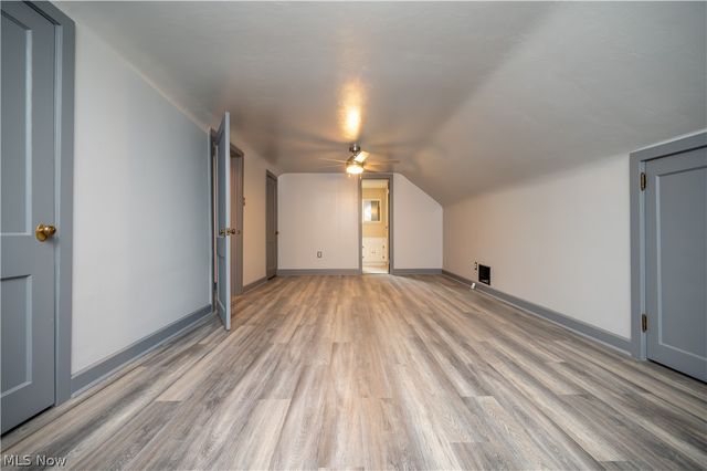 3712 Logan Way, Youngstown, OH 44505