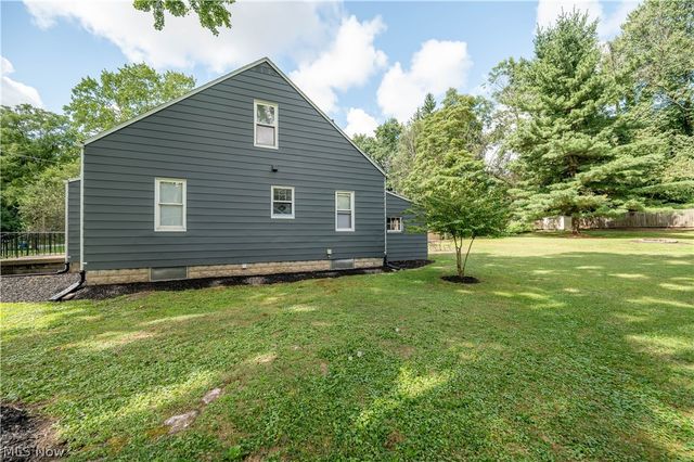 3712 Logan Way, Youngstown, OH 44505