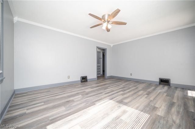 3712 Logan Way, Youngstown, OH 44505