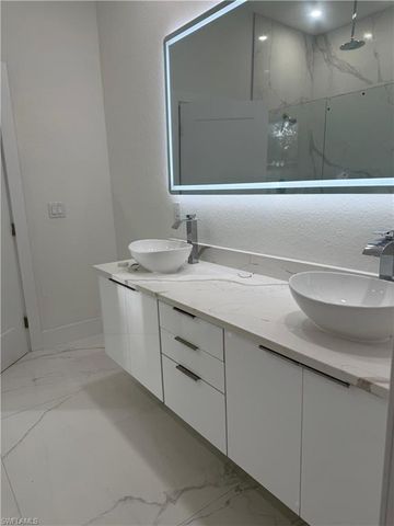 5037 Pinetree CIR, Labelle, FL 33935