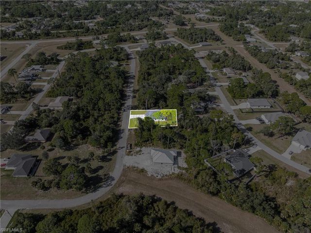 5037 Pinetree CIR, Labelle, FL 33935
