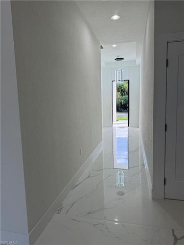 5037 Pinetree CIR, Labelle, FL 33935