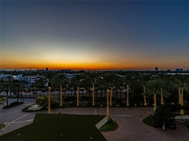 10275 Collins Ave 527, Bal Harbour, FL 33154