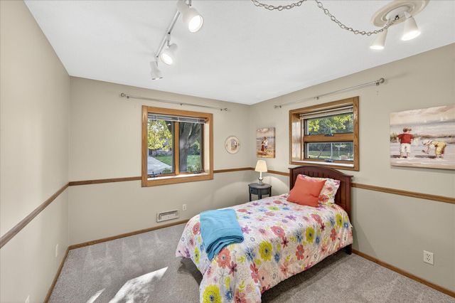 8100 Wynnwood Road, Golden Valley, MN 55427