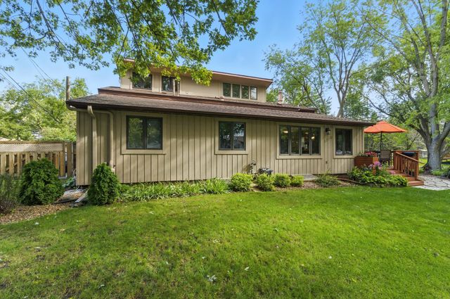 8100 Wynnwood Road, Golden Valley, MN 55427