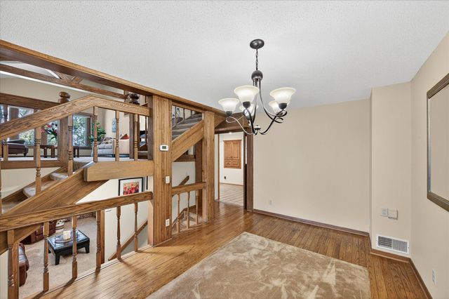 8100 Wynnwood Road, Golden Valley, MN 55427