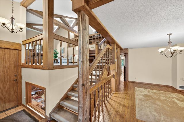 8100 Wynnwood Road, Golden Valley, MN 55427