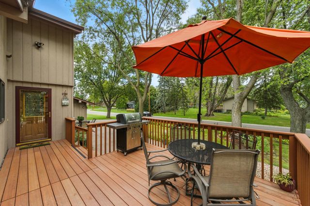 8100 Wynnwood Road, Golden Valley, MN 55427