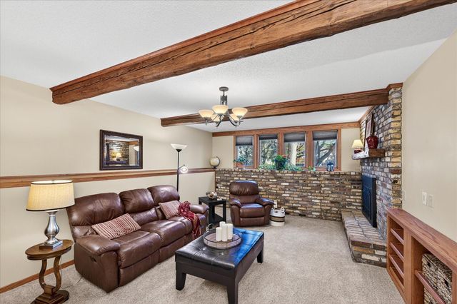 8100 Wynnwood Road, Golden Valley, MN 55427